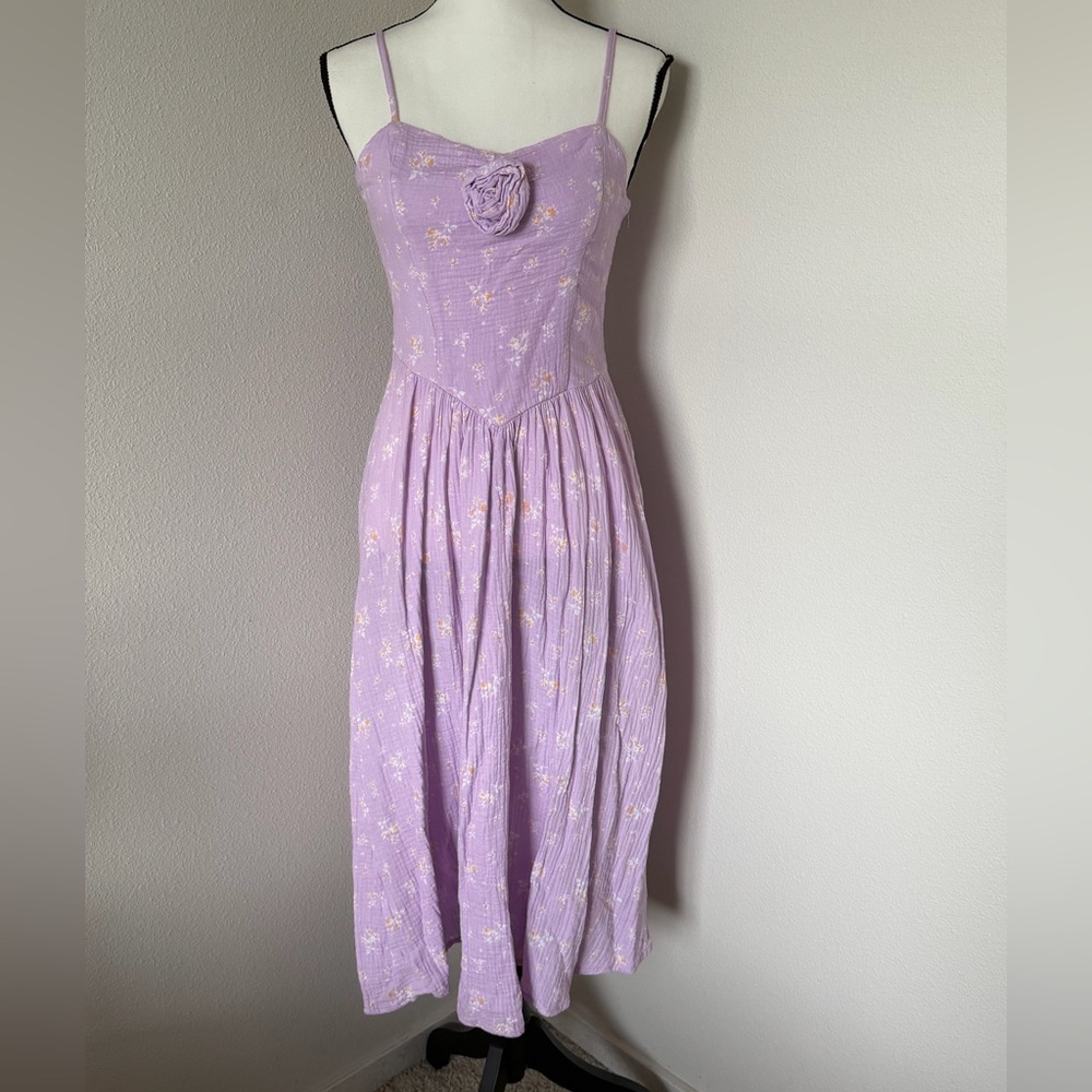 Tinseltown Lavender Floral Midi Dress